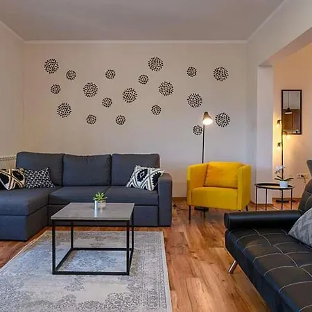 House Fran Apartment *