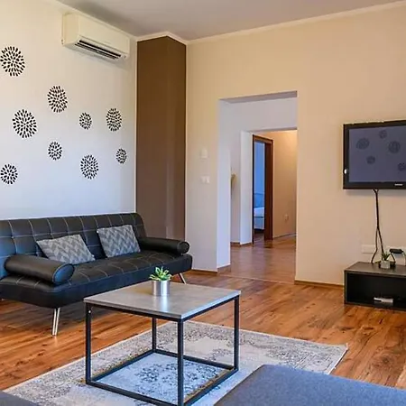 House Fran Apartment