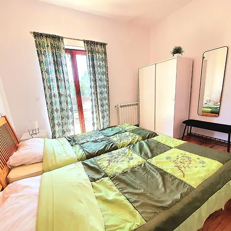 House Fran Apartment *